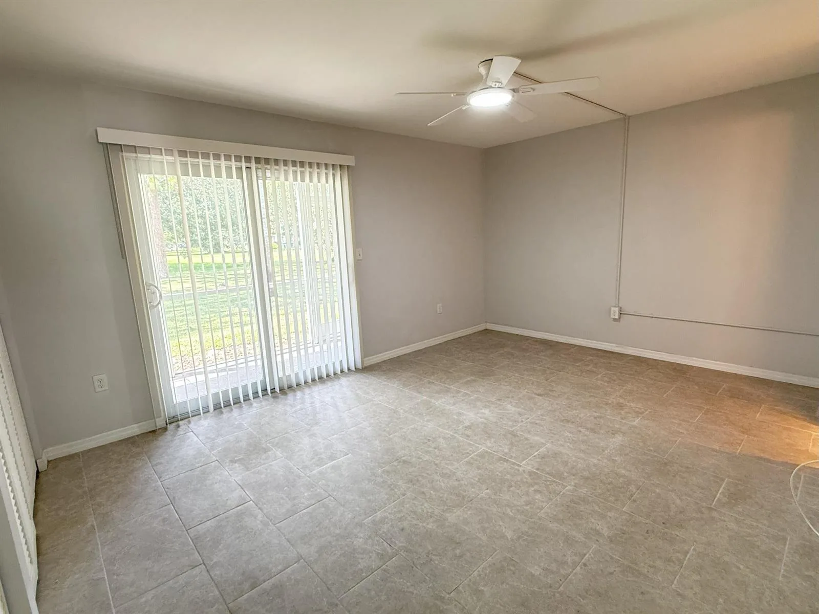 28 Ventnor B Drive, Deerfield Beach, FL 33442 photo 10