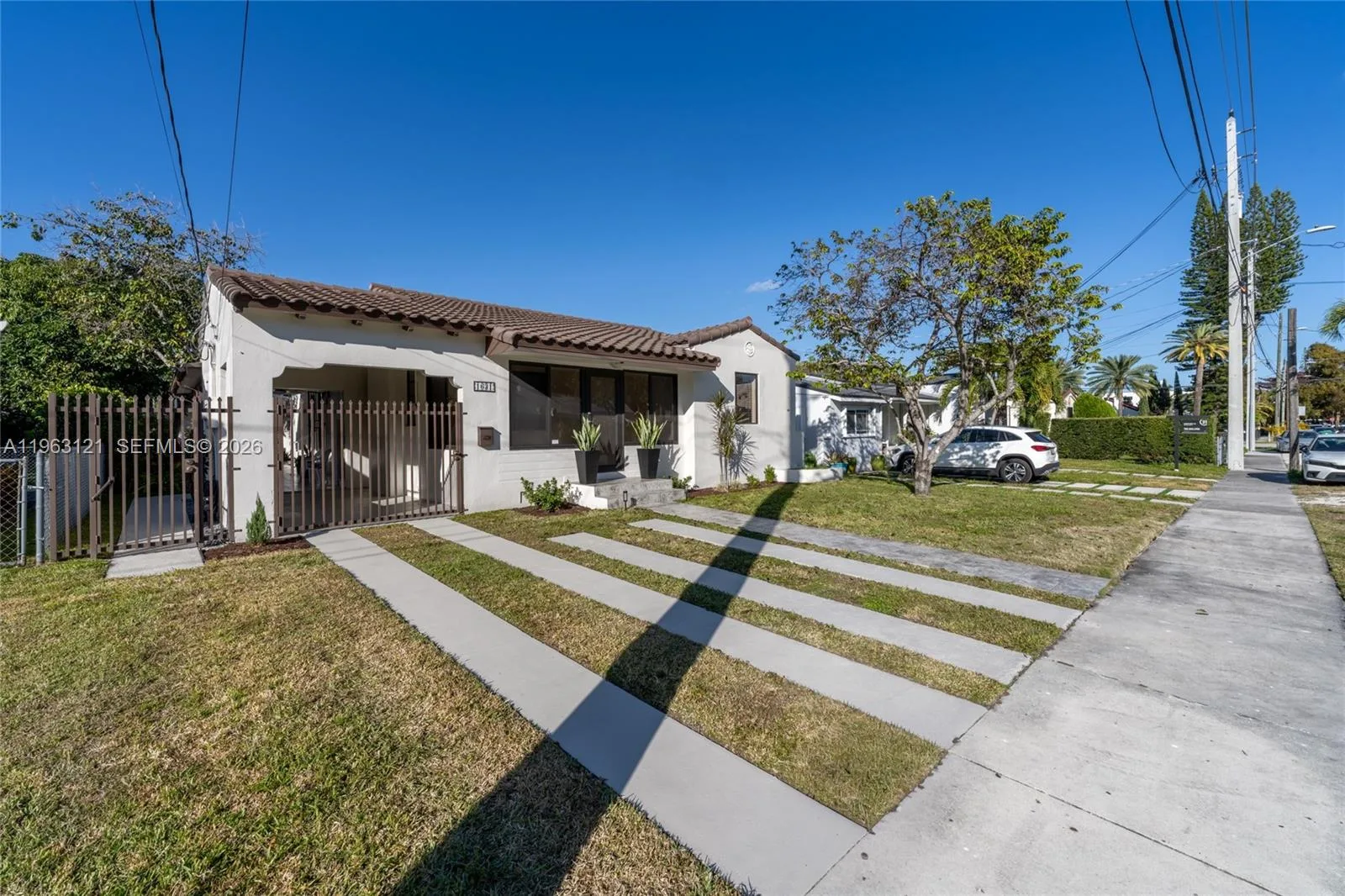 1631 SW 21st St, Miami, FL 33145