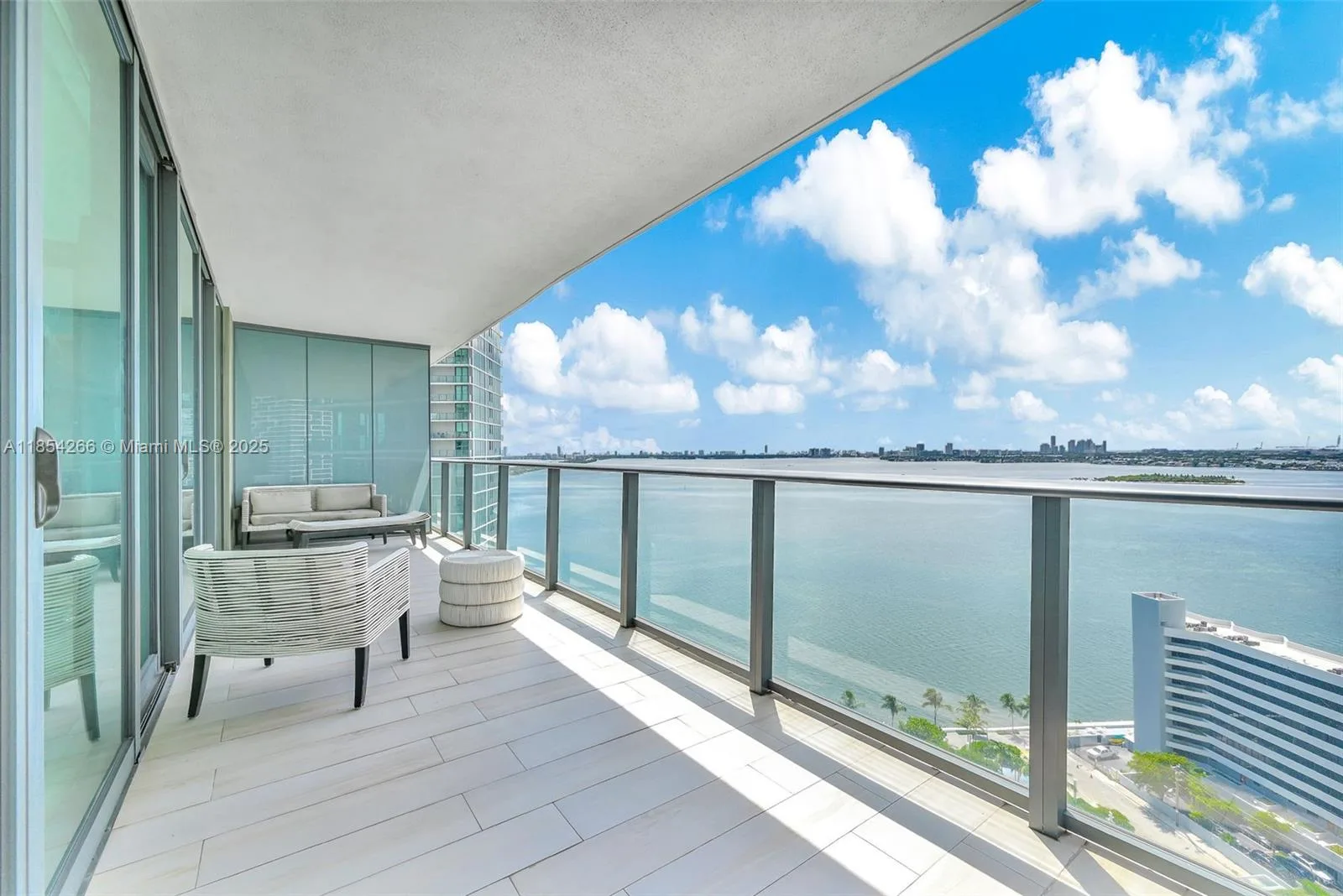 650 NE 32nd St # 2201, Miami, FL 33137