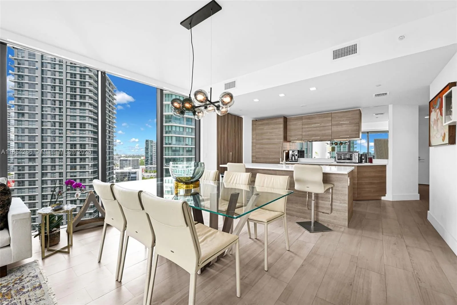 650 NE 32nd St # 2201, Miami, FL 33137 photo 5