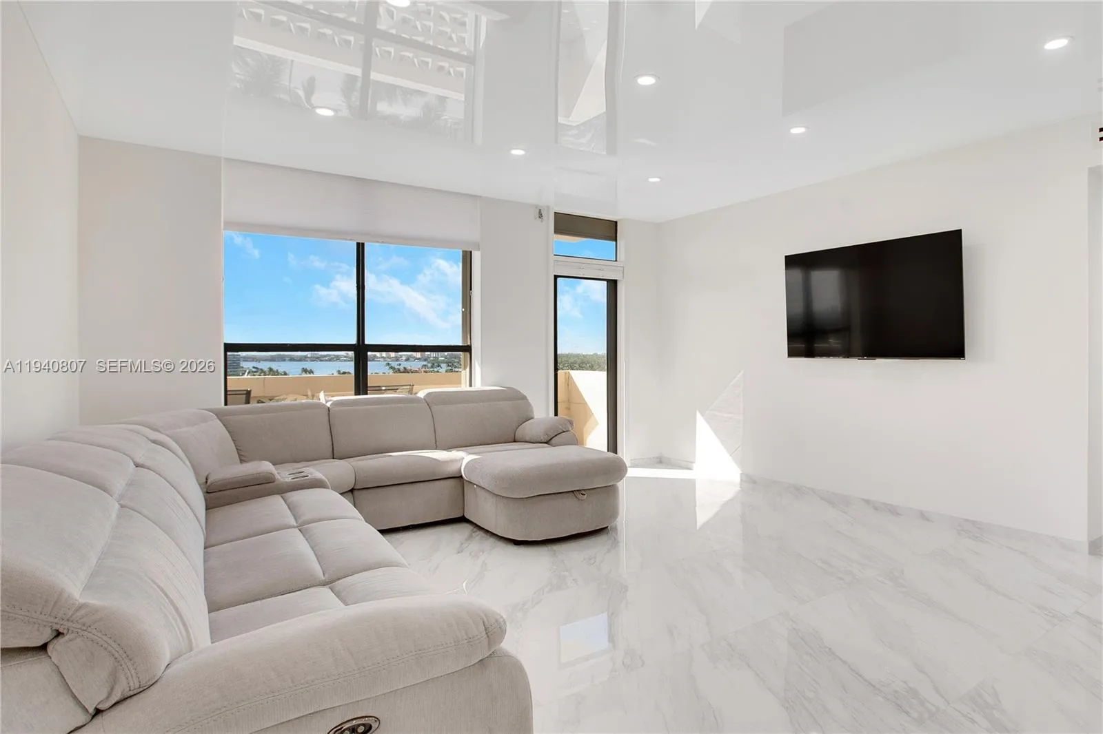 10185 Collins Ave # 907, Bal Harbour, FL 33154 photo 3