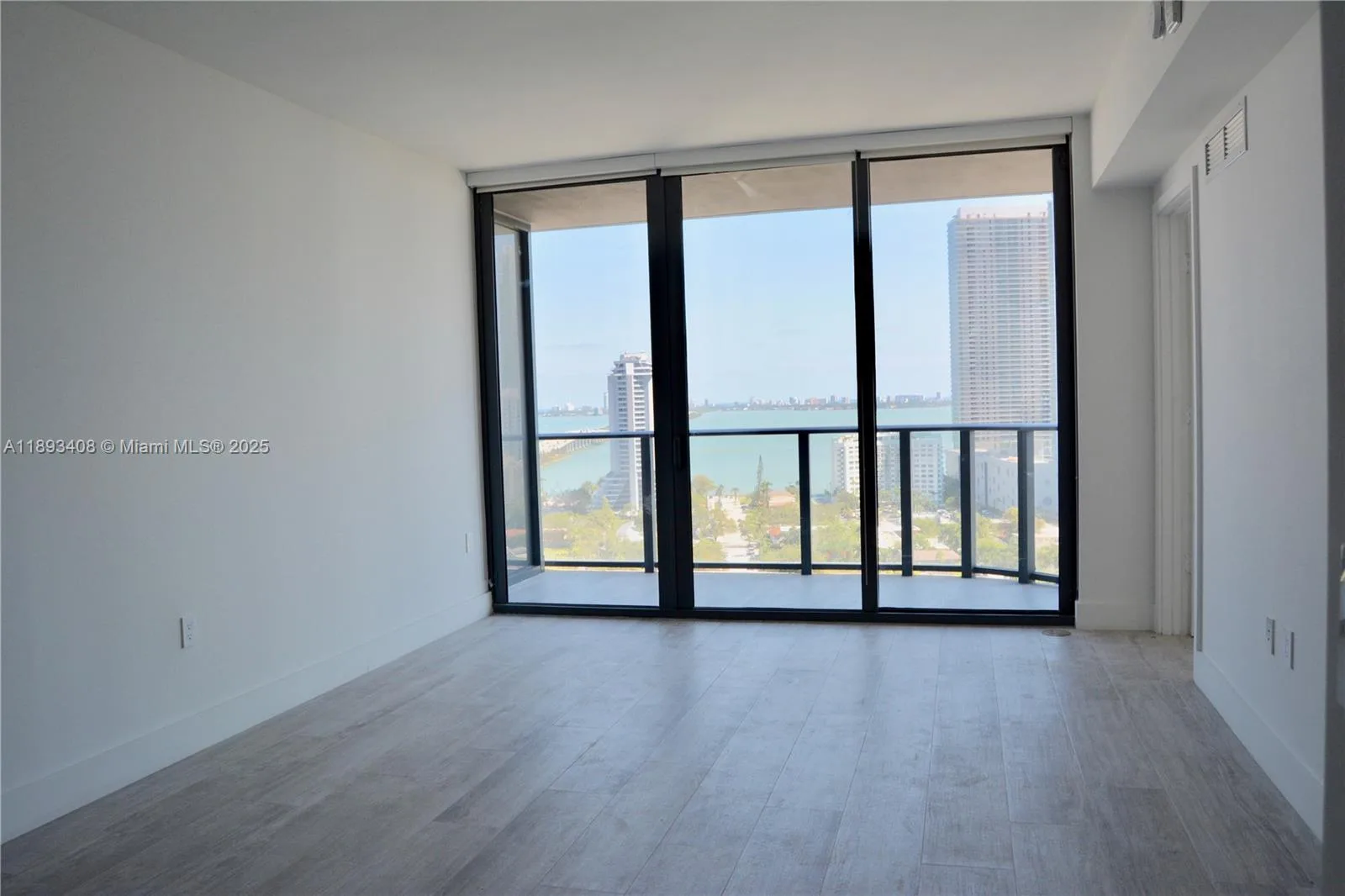121 NE 34th St # 1905, Miami, FL 33137 photo 10