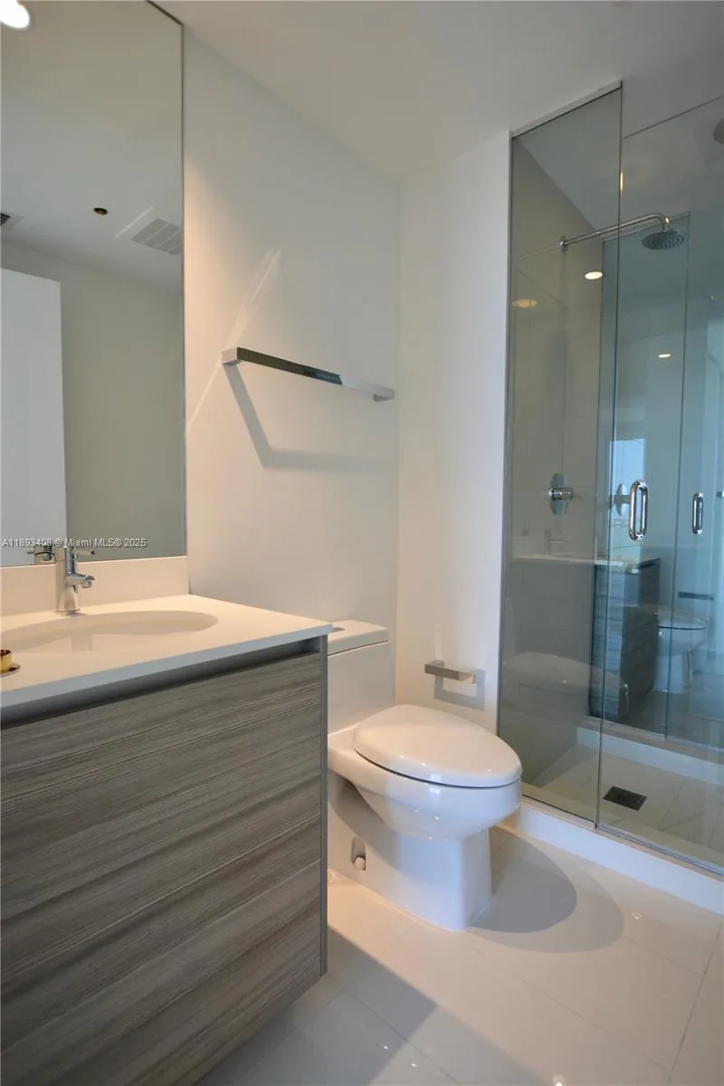 121 NE 34th St # 1905, Miami, FL 33137 photo 11