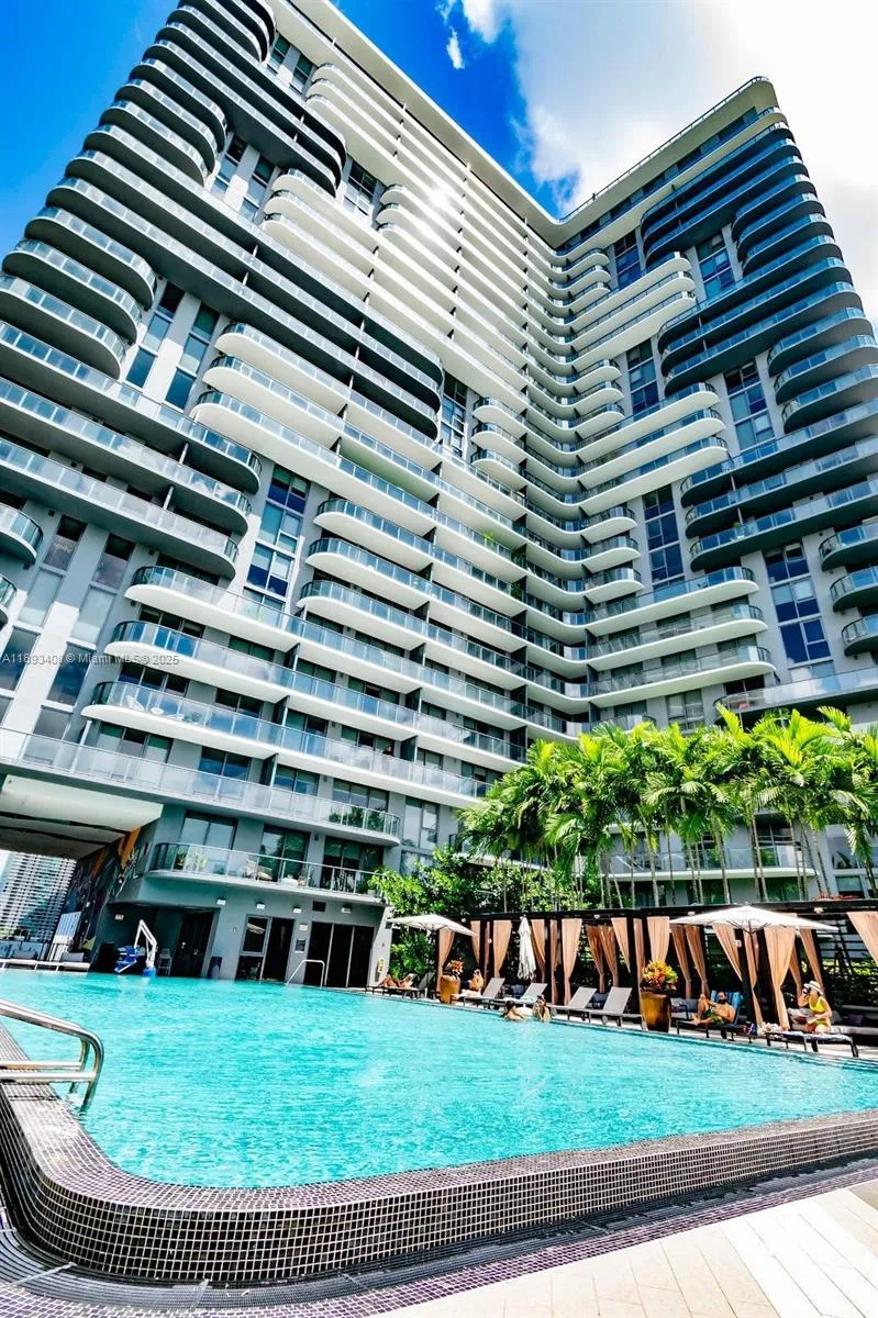 121 NE 34th St # 1905, Miami, FL 33137 photo 2