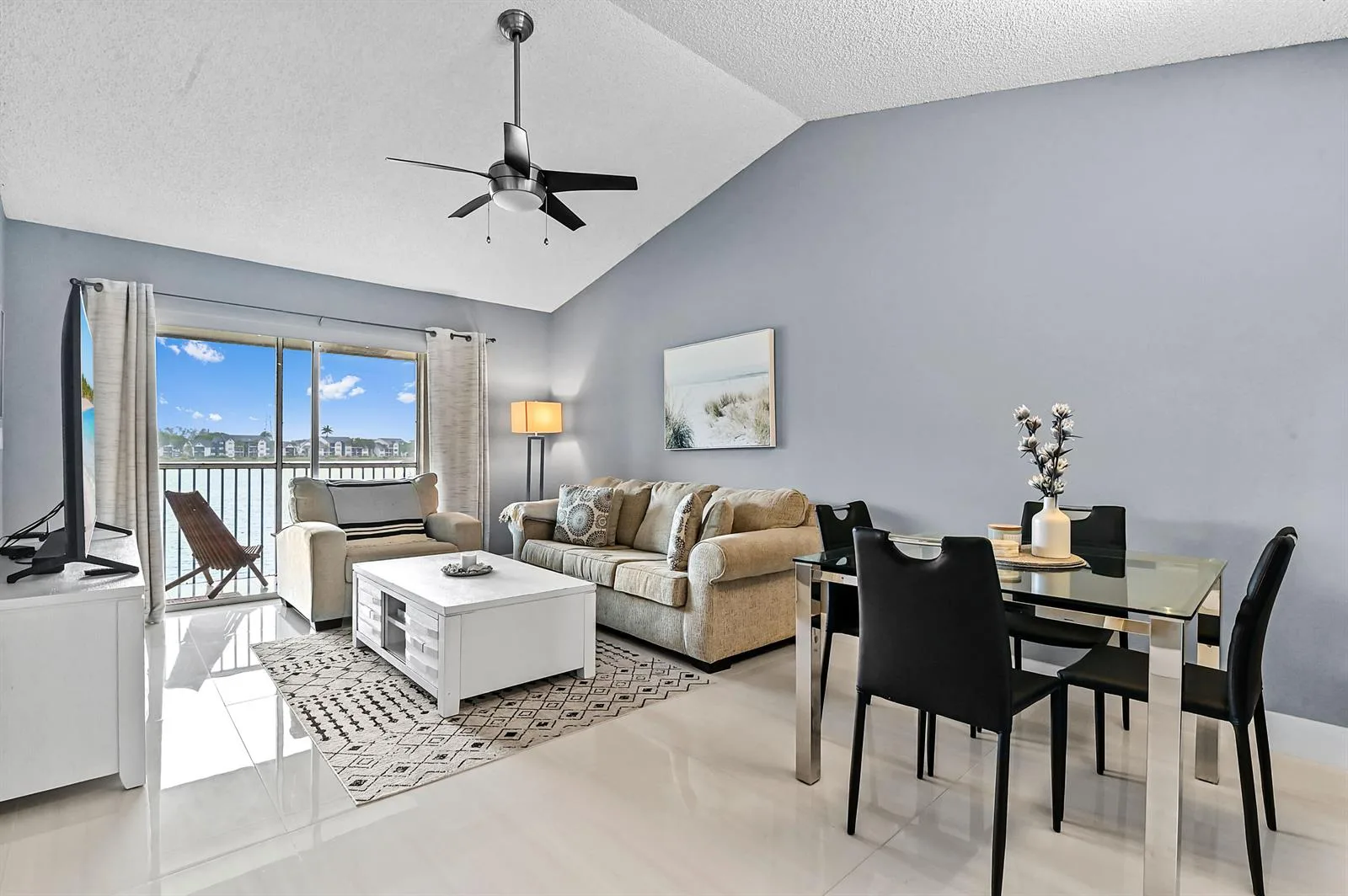 5530 Lakeside Drive # 203, Margate, FL 33063