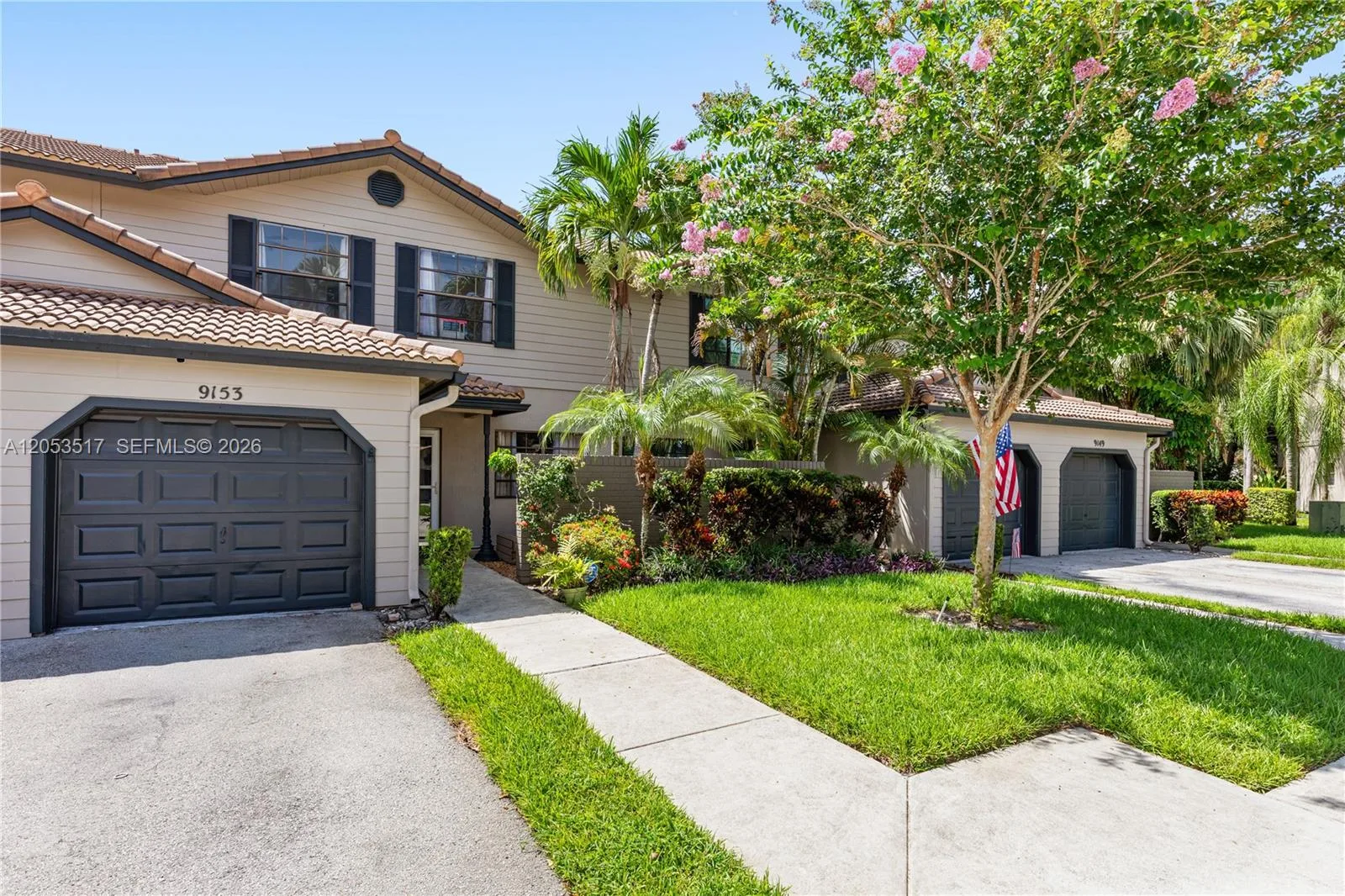 9153 Vineyard Lake Dr, Plantation, FL 33324 photo 2