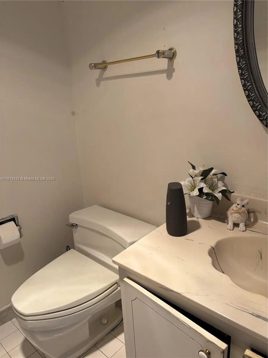 1865 S Ocean Dr # 11I, Hallandale Beach, FL 33009 photo 5