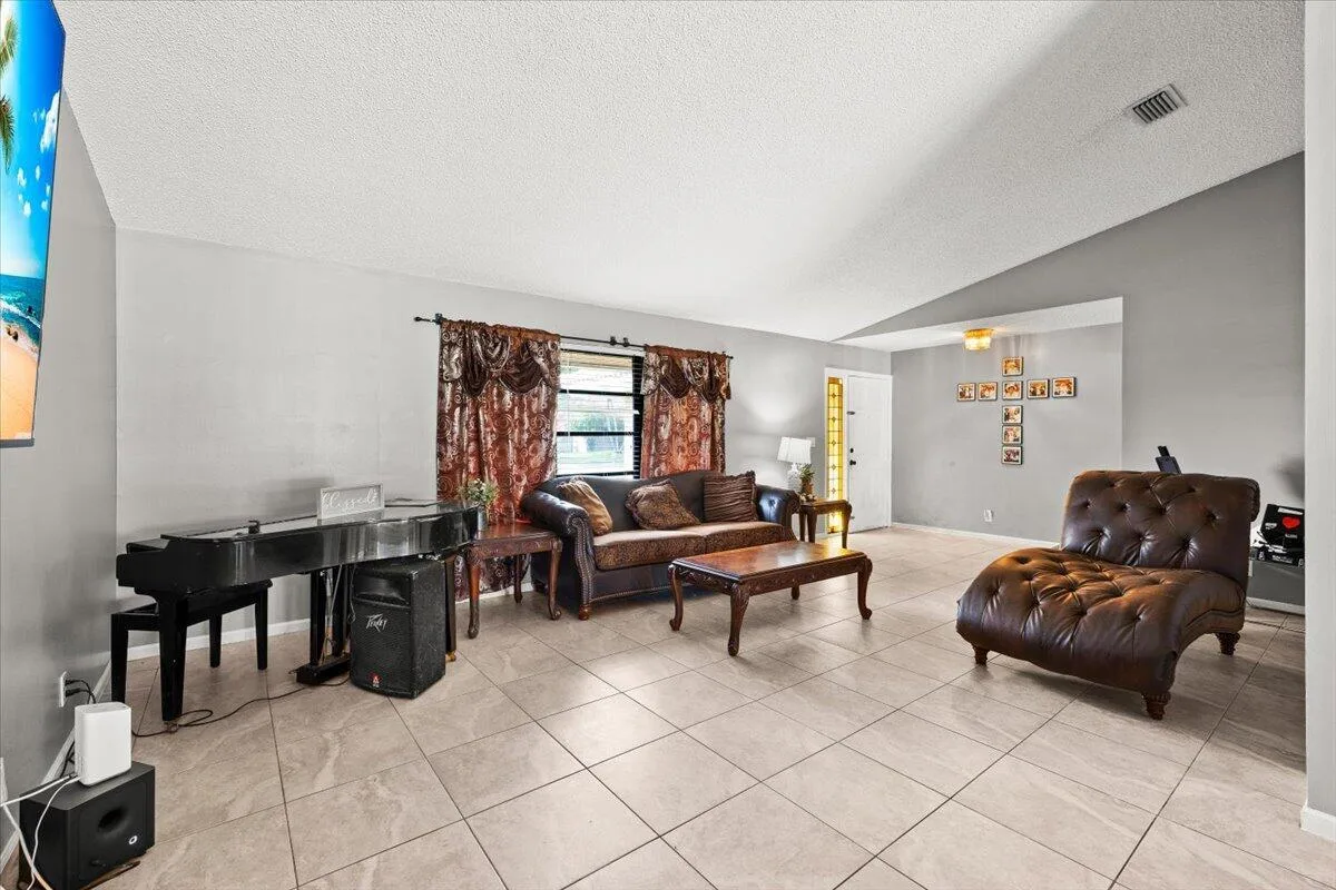 13482 Columbine Avenue, Wellington, FL 33414 photo 6