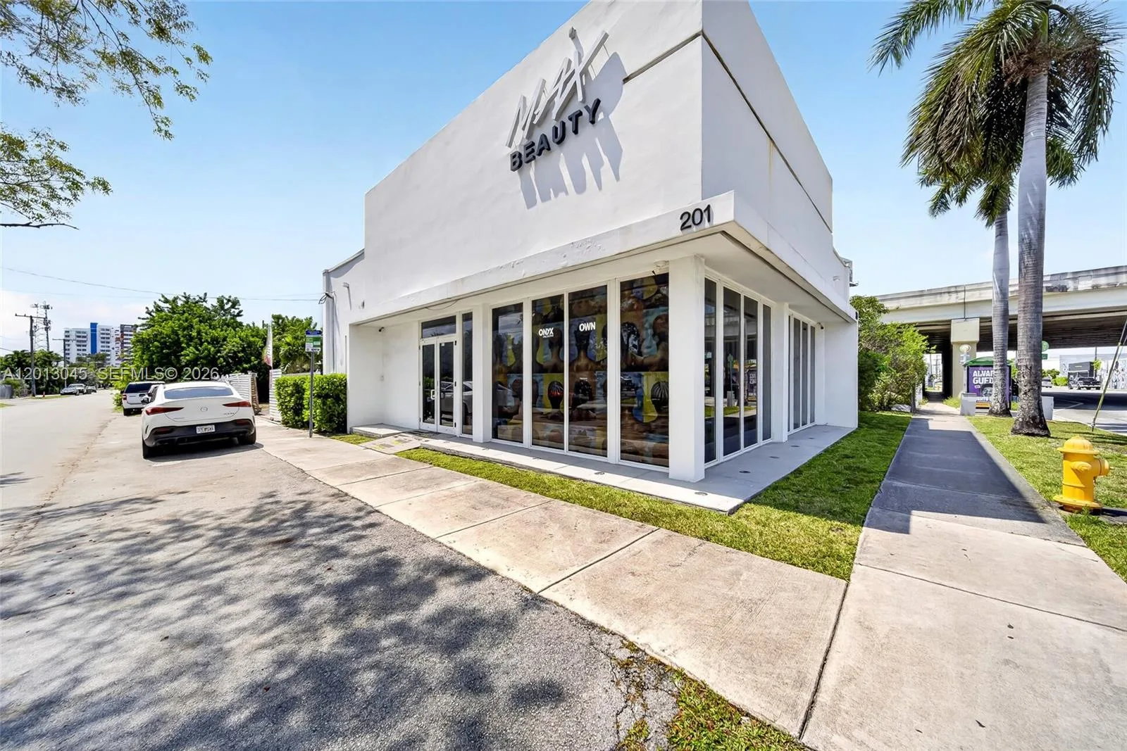 201 NW 37th St, Miami, FL 33127 photo 5