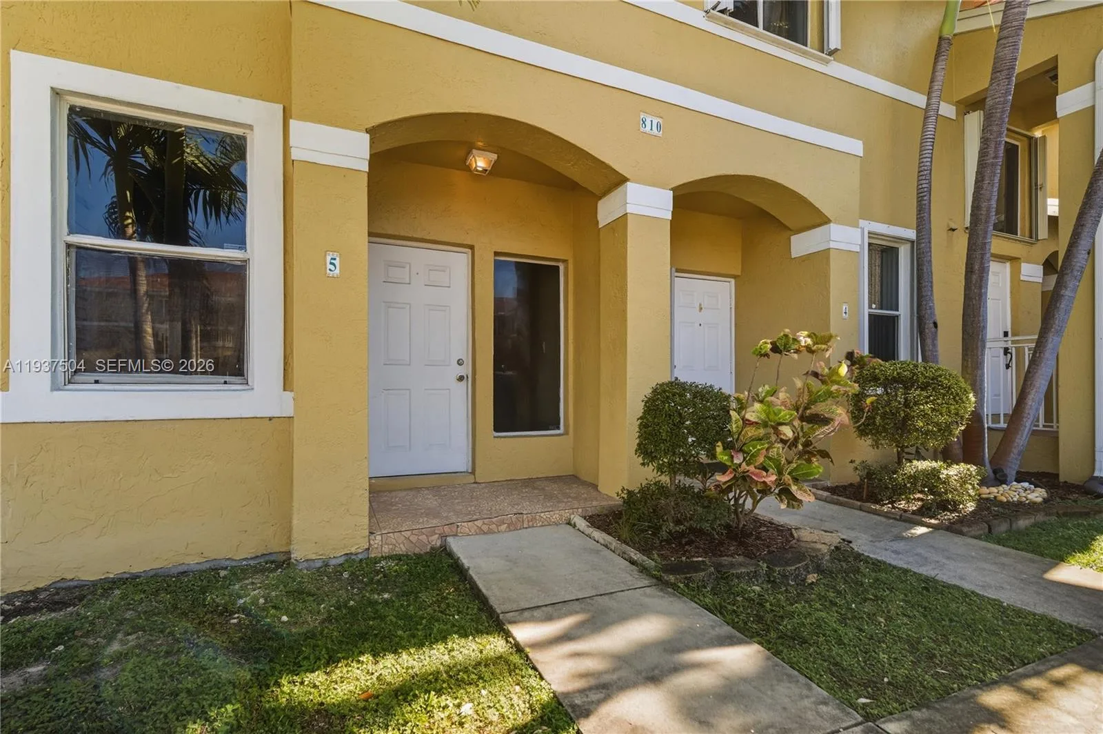 810 NE 212th Ter # 5, Miami, FL 33179