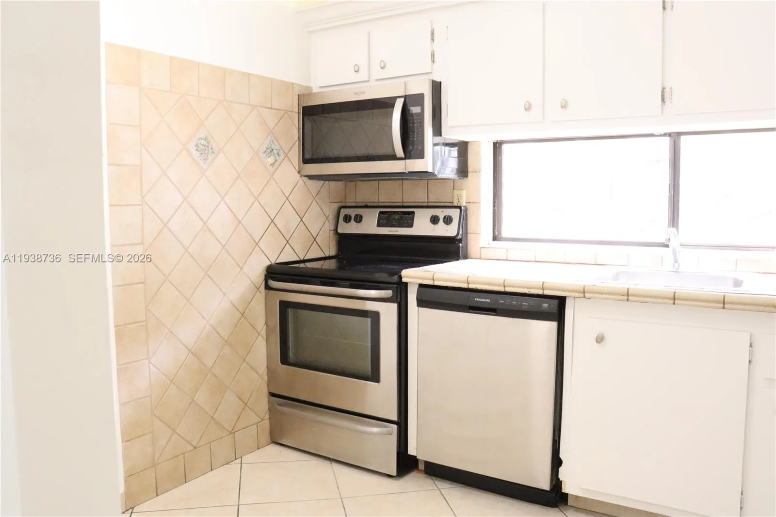 16919 N Bay Rd # 118, Sunny Isles Beach, FL 33160 photo 3