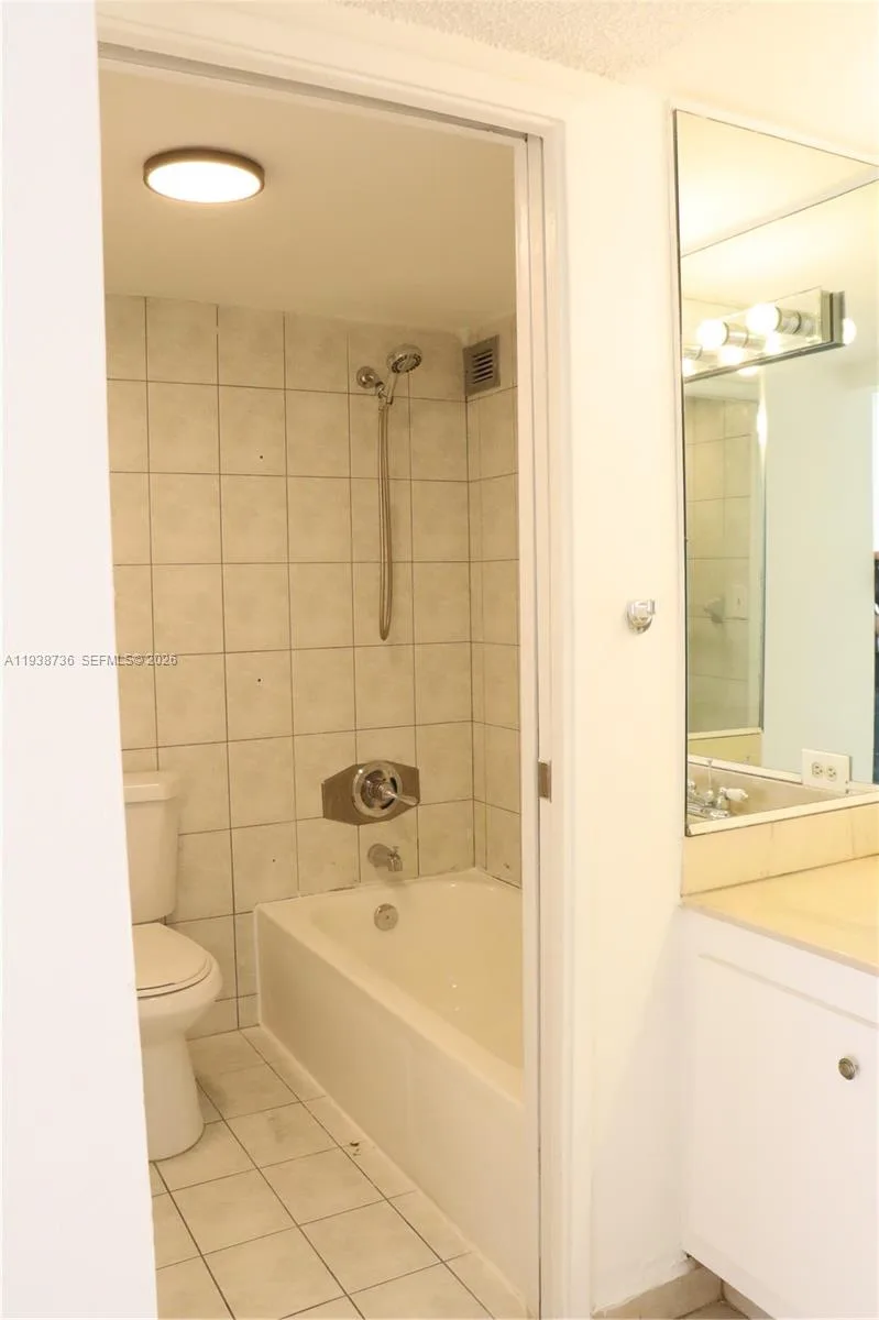 16919 N Bay Rd # 118, Sunny Isles Beach, FL 33160 photo 8