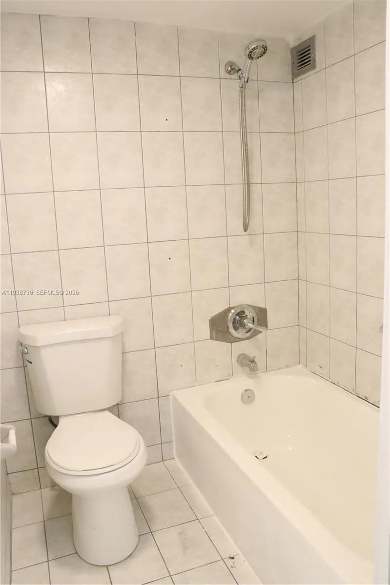 16919 N Bay Rd # 118, Sunny Isles Beach, FL 33160 photo 9