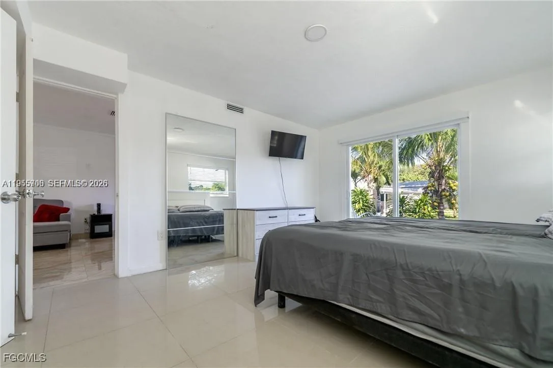947 NE 149 #1 # 1, North Miami, FL 33960 photo 3