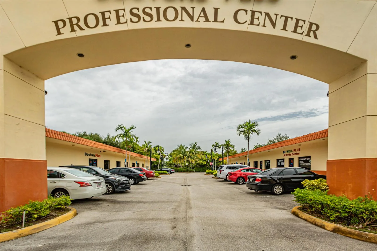 320 S STATE ROAD 7 # 300, Plantation, FL 33317