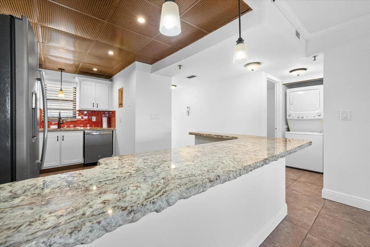 2430 DEER CREEK COUNTRY CLUB Boulevard # 506, Deerfield Beach, FL 33442 photo 4