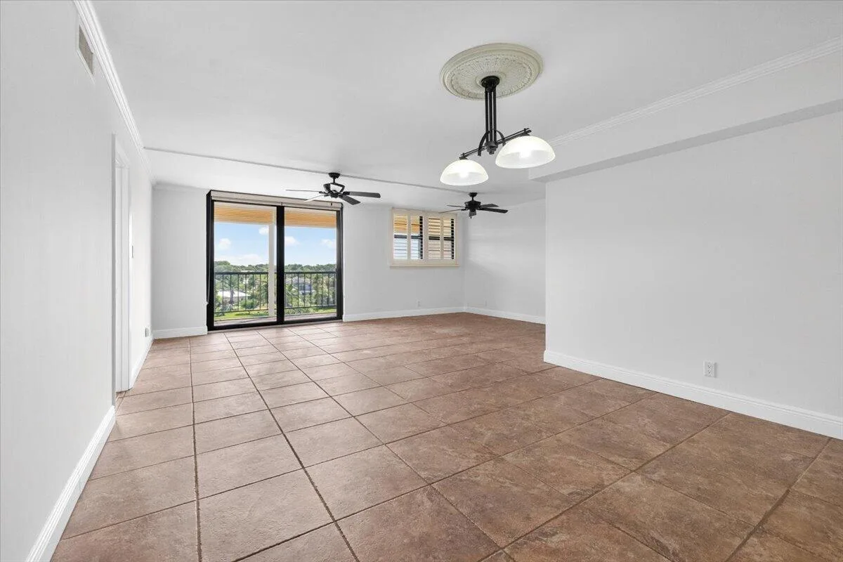 2430 DEER CREEK COUNTRY CLUB Boulevard # 506, Deerfield Beach, FL 33442 photo 8