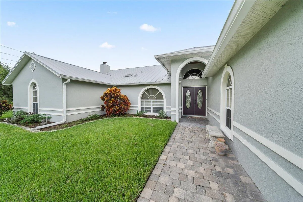 1540 SE Hope Ct Court SE, Palm Bay, FL 32909 photo 3