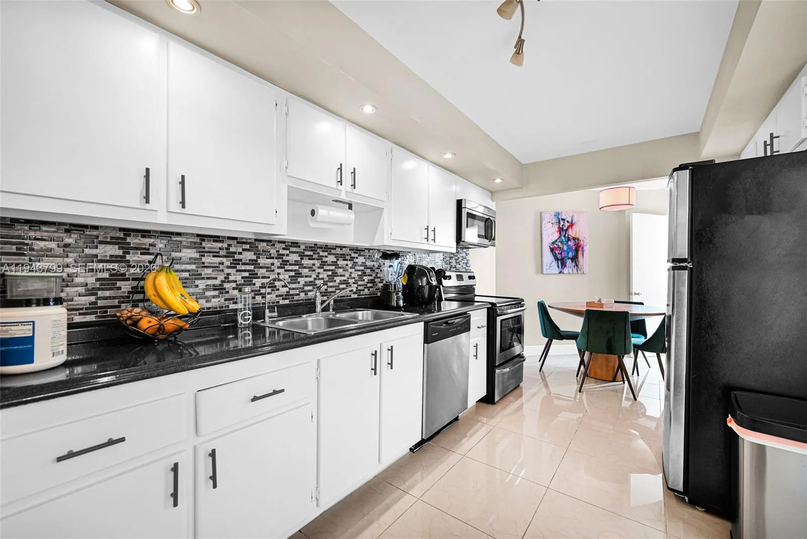 7135 Collins Ave # 1722, Miami Beach, FL 33141 photo 10