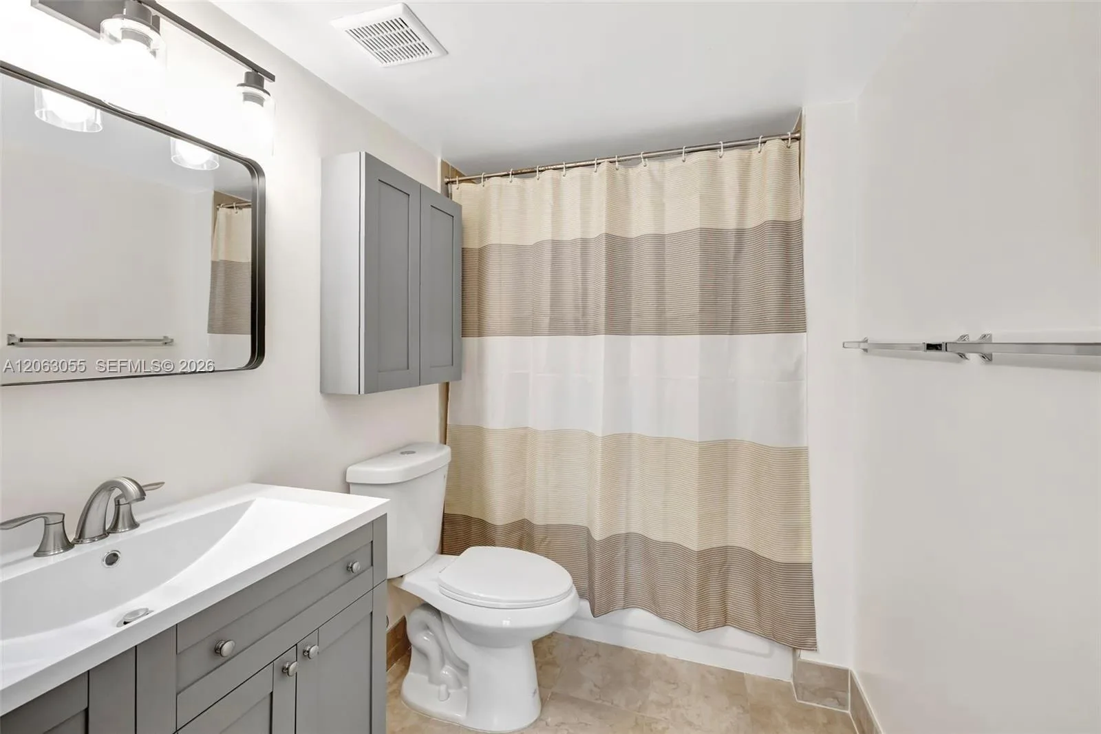 2009 SE 10th Ave # 302, Fort Lauderdale, FL 33316 photo 8