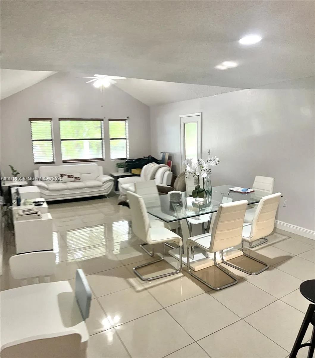 15661 SW 104th Ter # 3210, Miami, FL 33196 photo 4