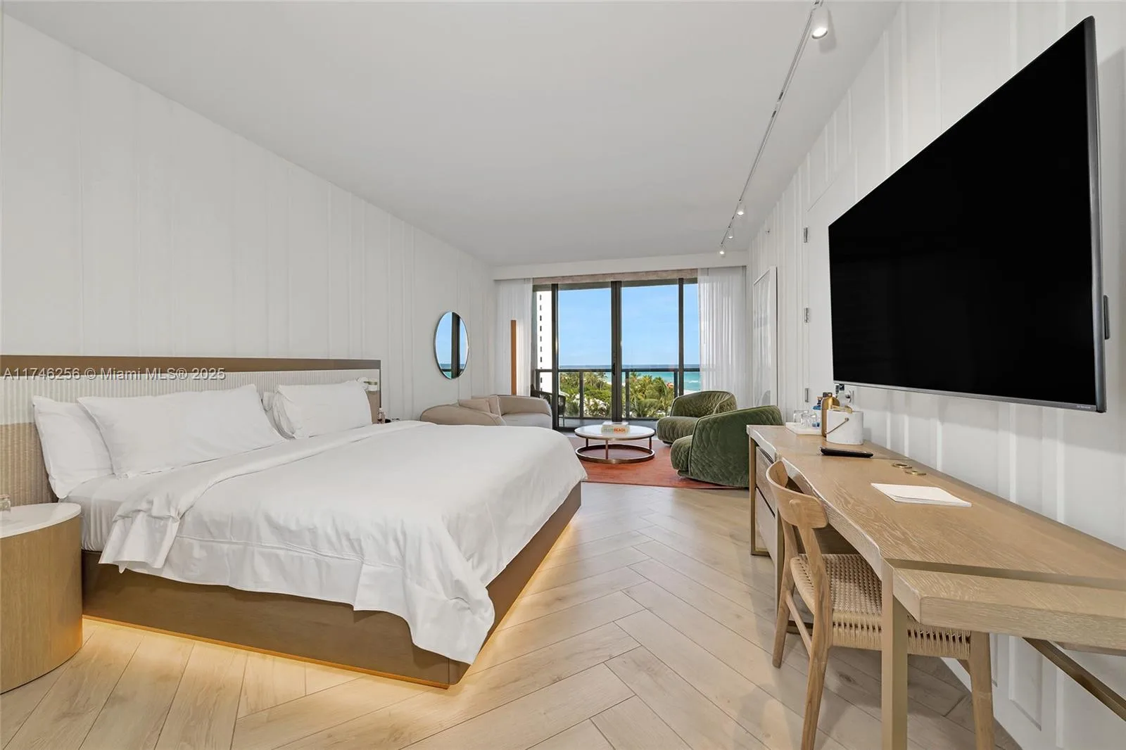 2201 Collins Ave # 625, Miami Beach, FL 33139 photo 11