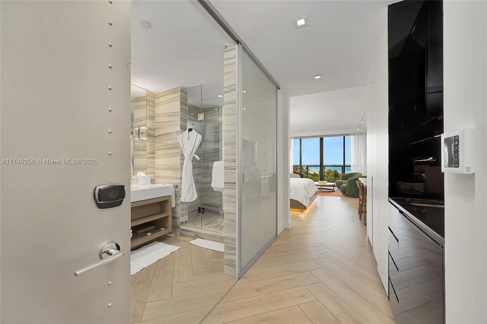 2201 Collins Ave # 625, Miami Beach, FL 33139 photo 12