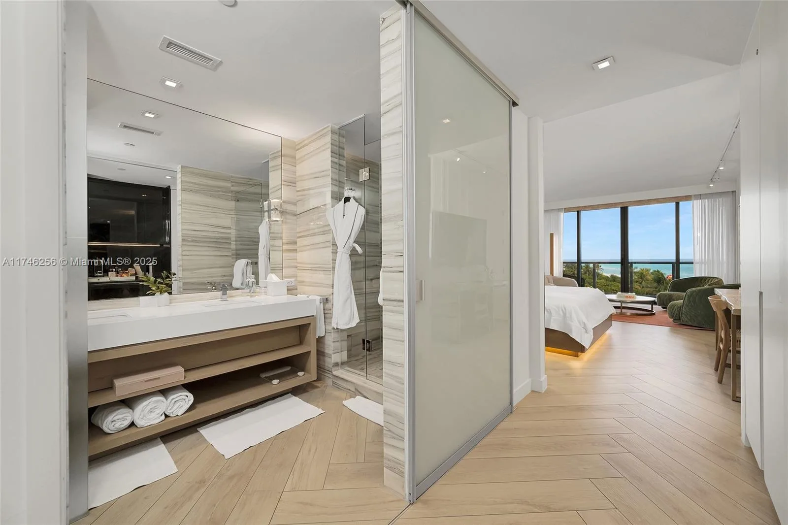 2201 Collins Ave # 625, Miami Beach, FL 33139 photo 13