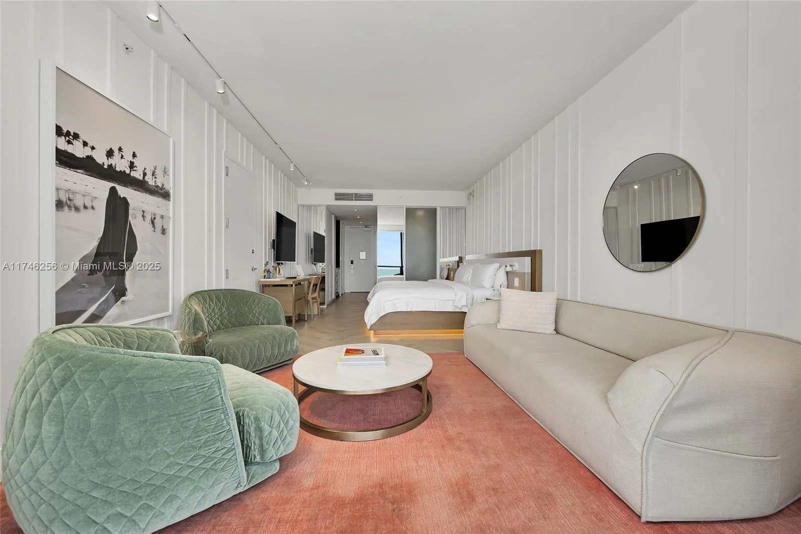2201 Collins Ave # 625, Miami Beach, FL 33139 photo 3