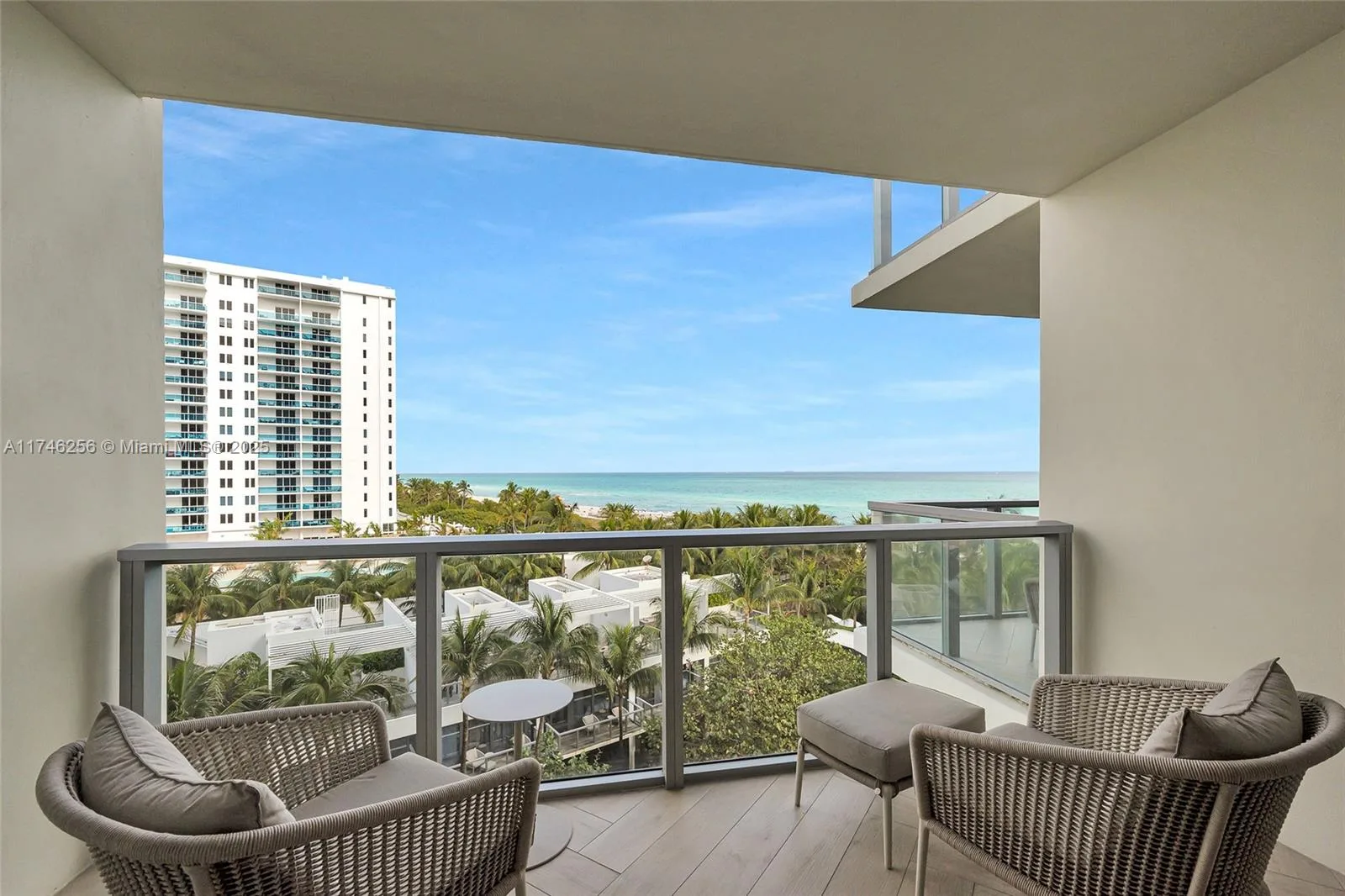 2201 Collins Ave # 625, Miami Beach, FL 33139 photo 4