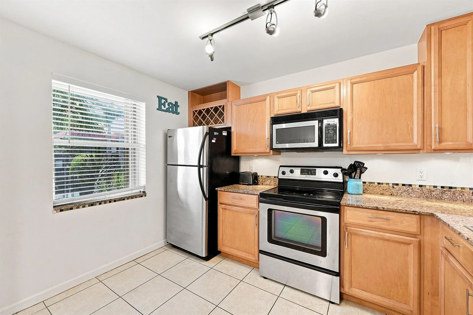 777 S Federal Highway # D204, Pompano Beach, FL 33062 photo 8