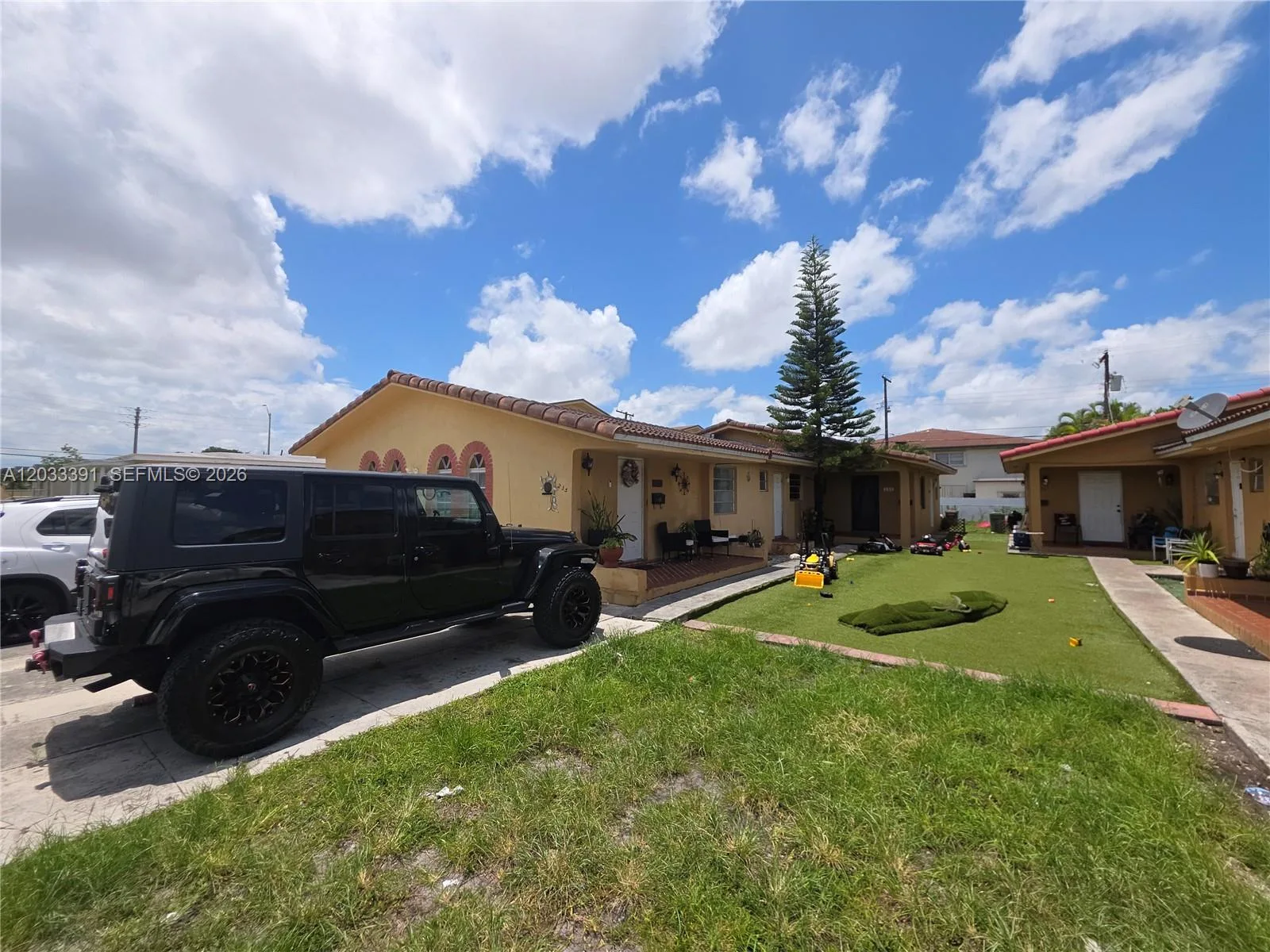 233 E 7th St, Hialeah, FL 33010 photo 3