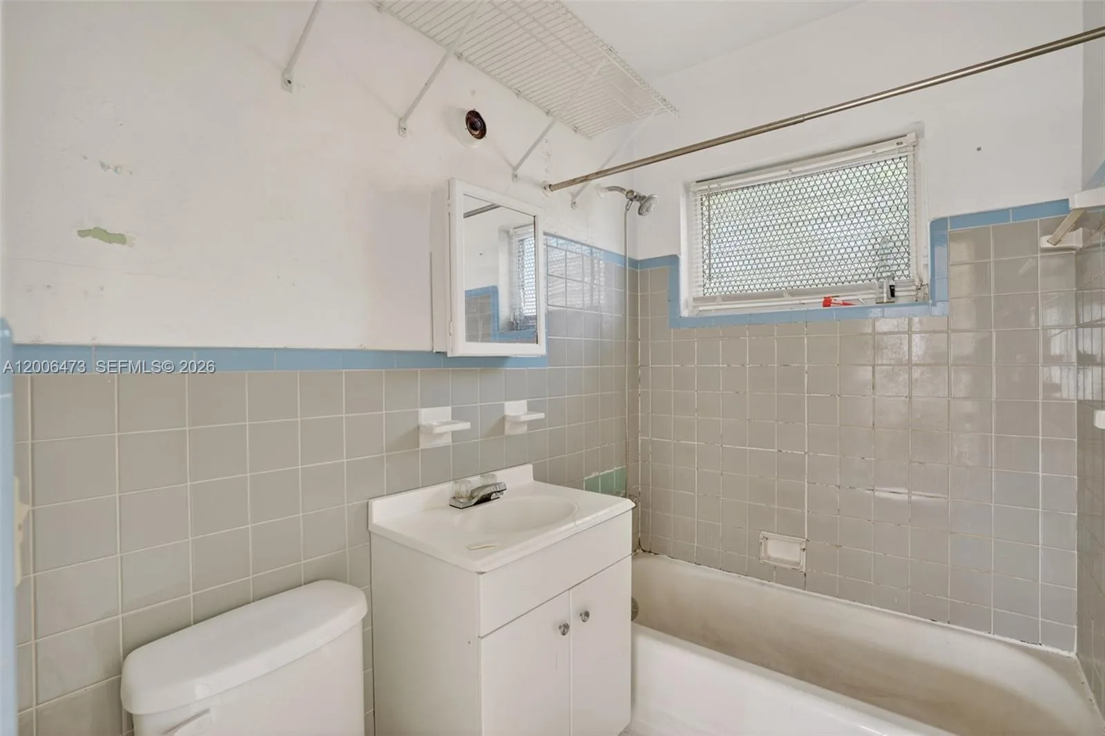 2110 NW 24th St, Miami, FL 33142 photo 11