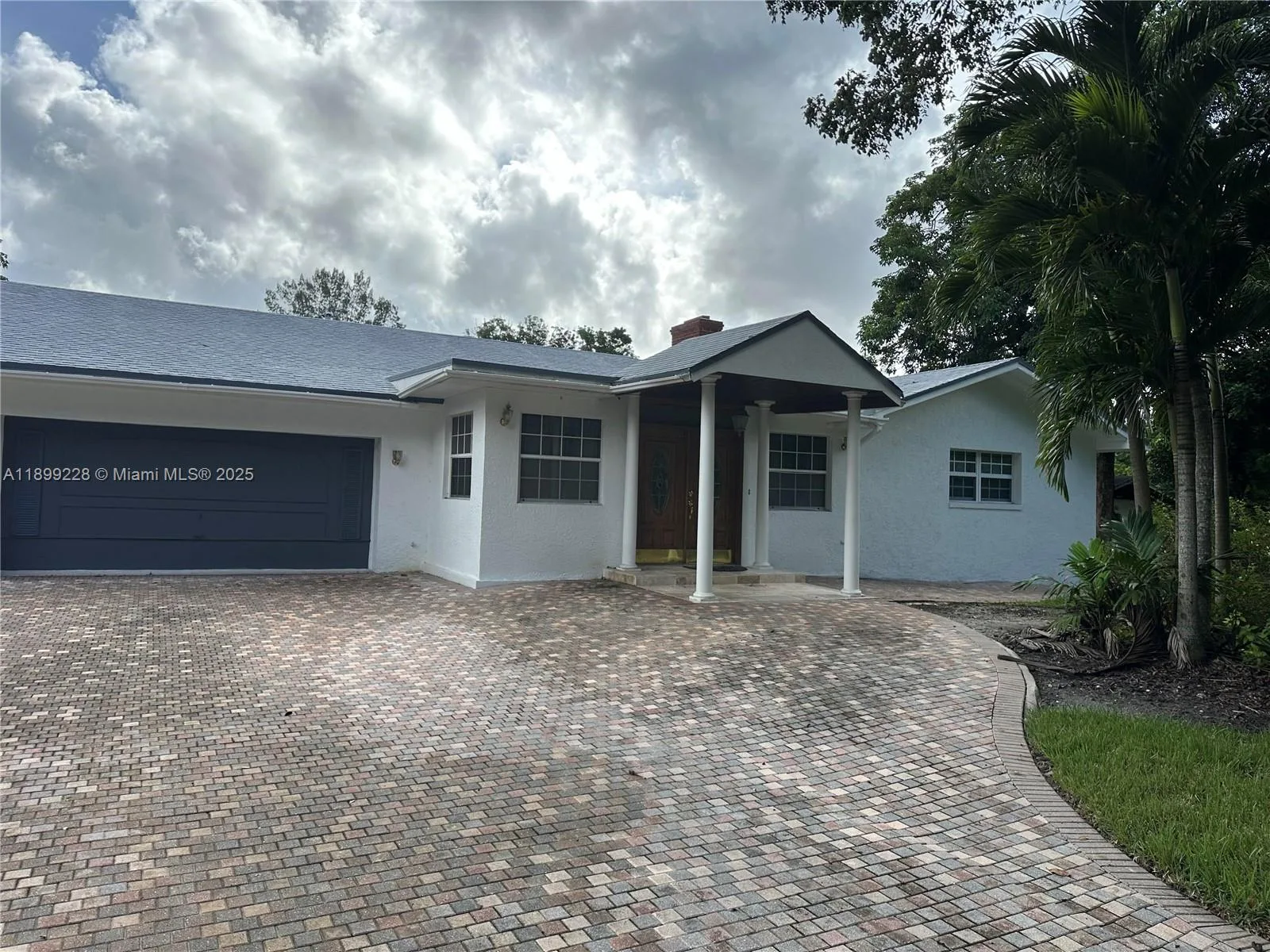 6300 SW 181st Ln, Southwest Ranches, FL 33331 photo 2