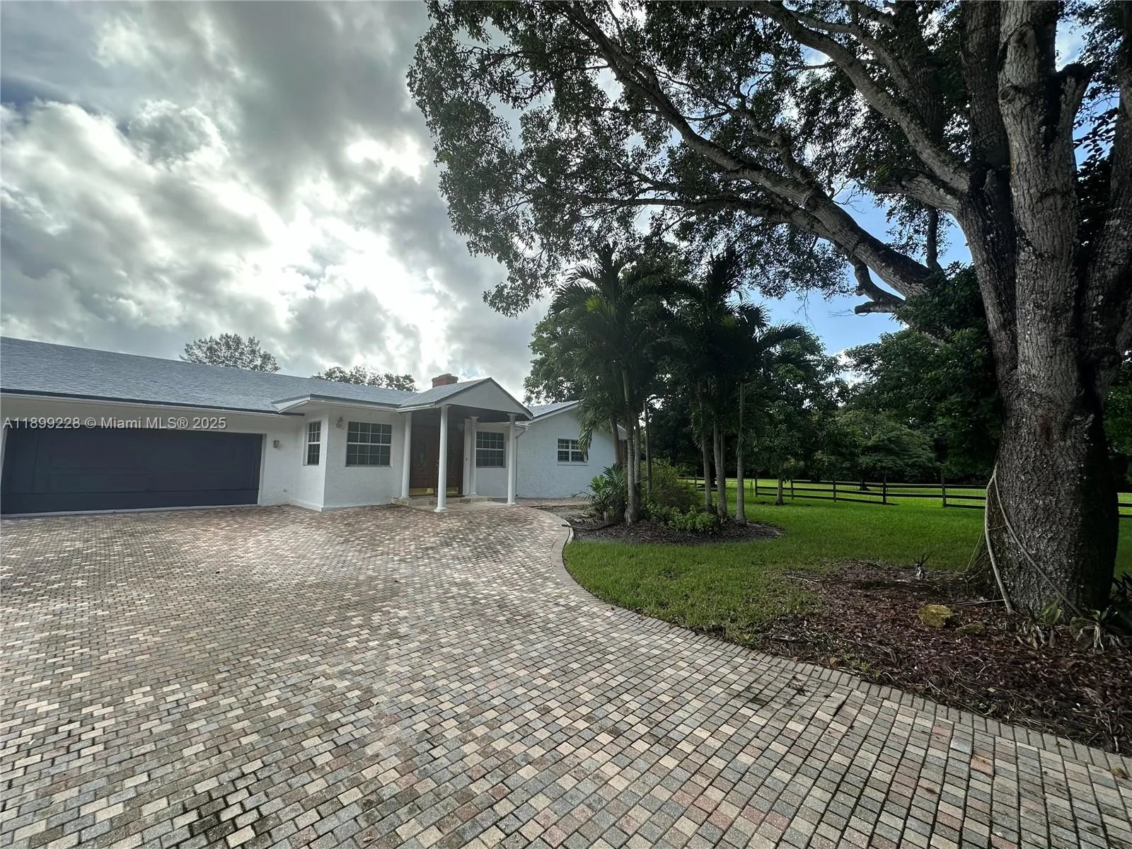 6300 SW 181st Ln, Southwest Ranches, FL 33331 photo 3