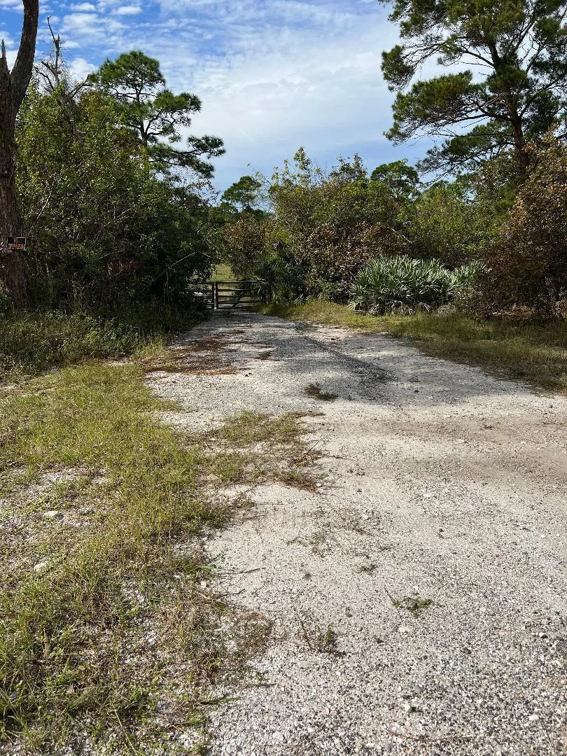 6595 TURNPIKE FEEDER Road, Fort Pierce, FL 34951 photo 4