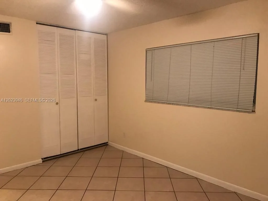7910 Taft St # 214, Pembroke Pines, FL 33024 photo 10