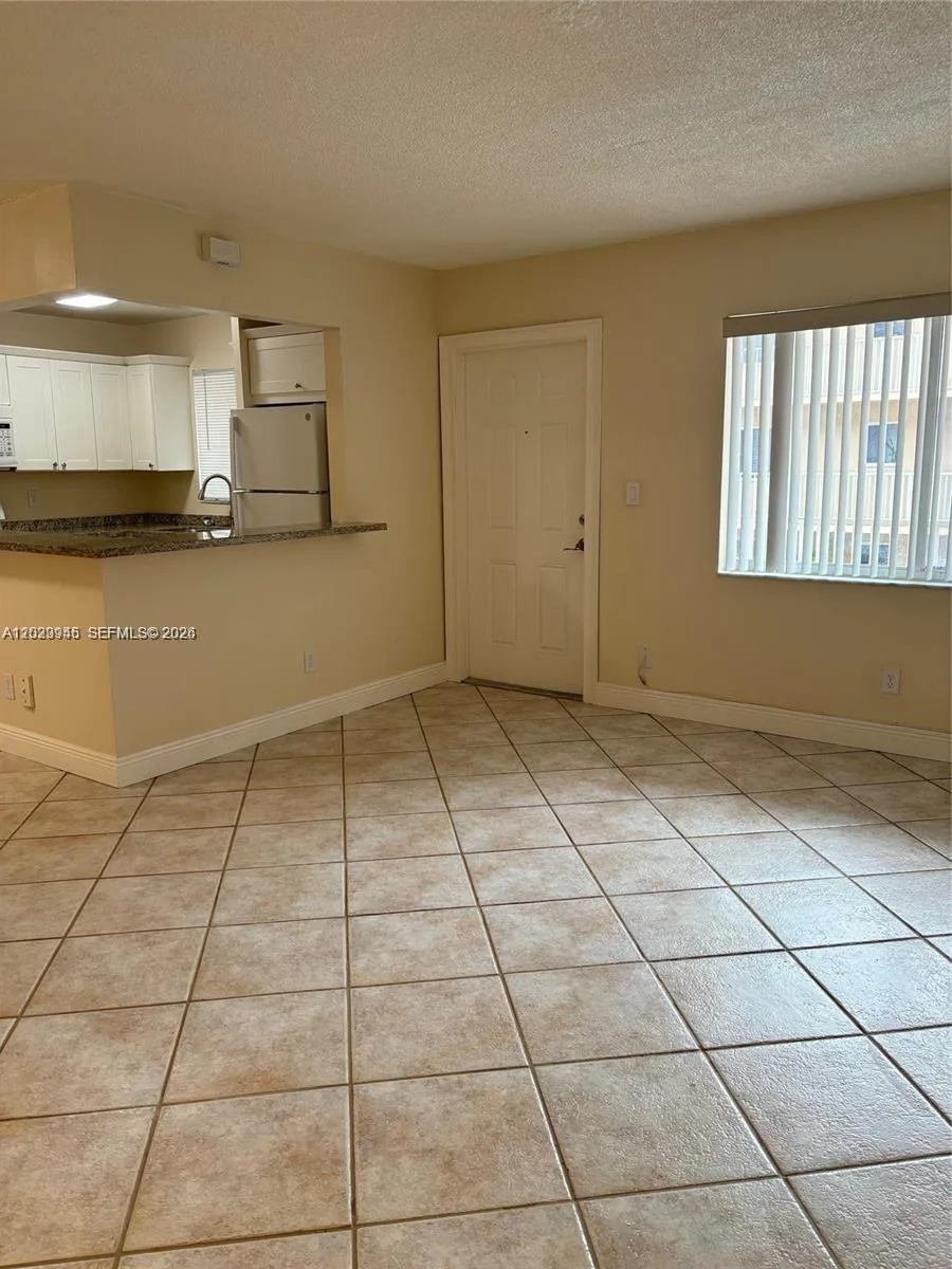 7910 Taft St # 214, Pembroke Pines, FL 33024 photo 8