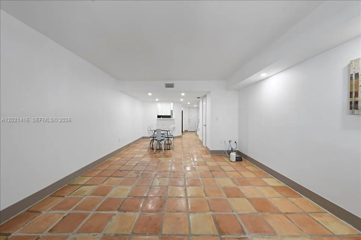 5750 Turin St # 207, Coral Gables, FL 33146 photo 11