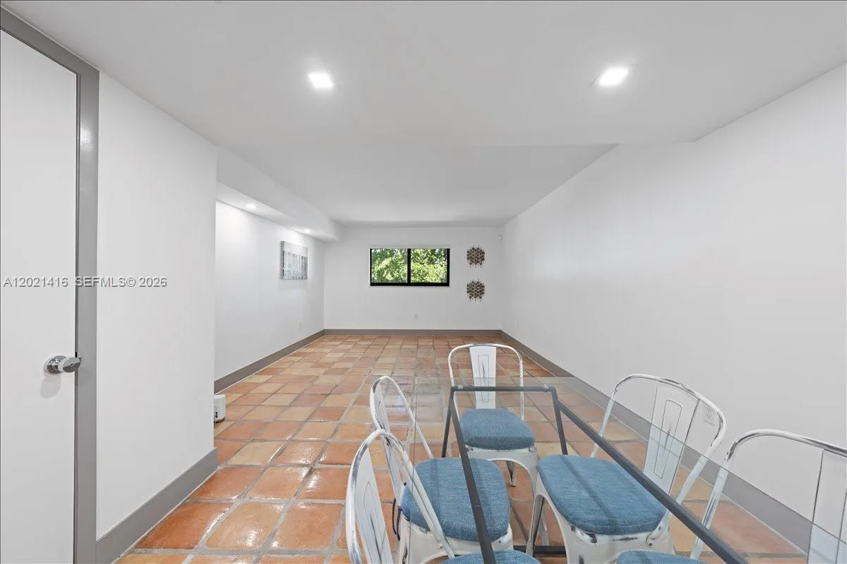 5750 Turin St # 207, Coral Gables, FL 33146 photo 13