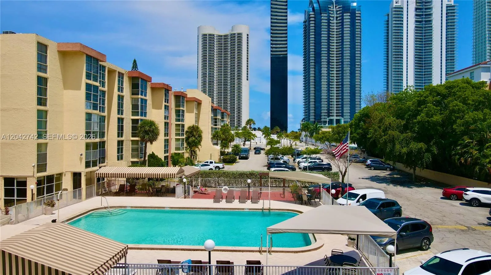 200 172nd St # 114, Sunny Isles Beach, FL 33160