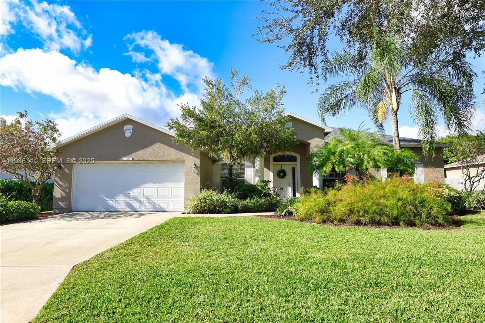143 SW 37th Dr SW # 0, Vero Beach, FL 32968