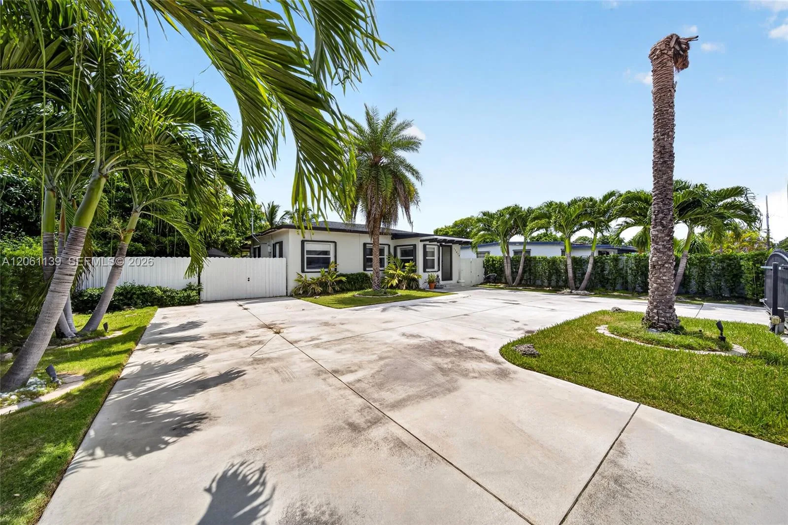 17019 SW 100th Ave, Miami, FL 33157 photo 3