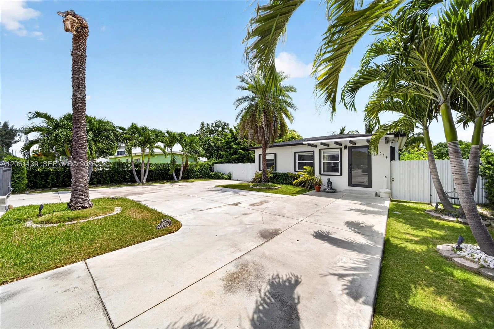 17019 SW 100th Ave, Miami, FL 33157 photo 4