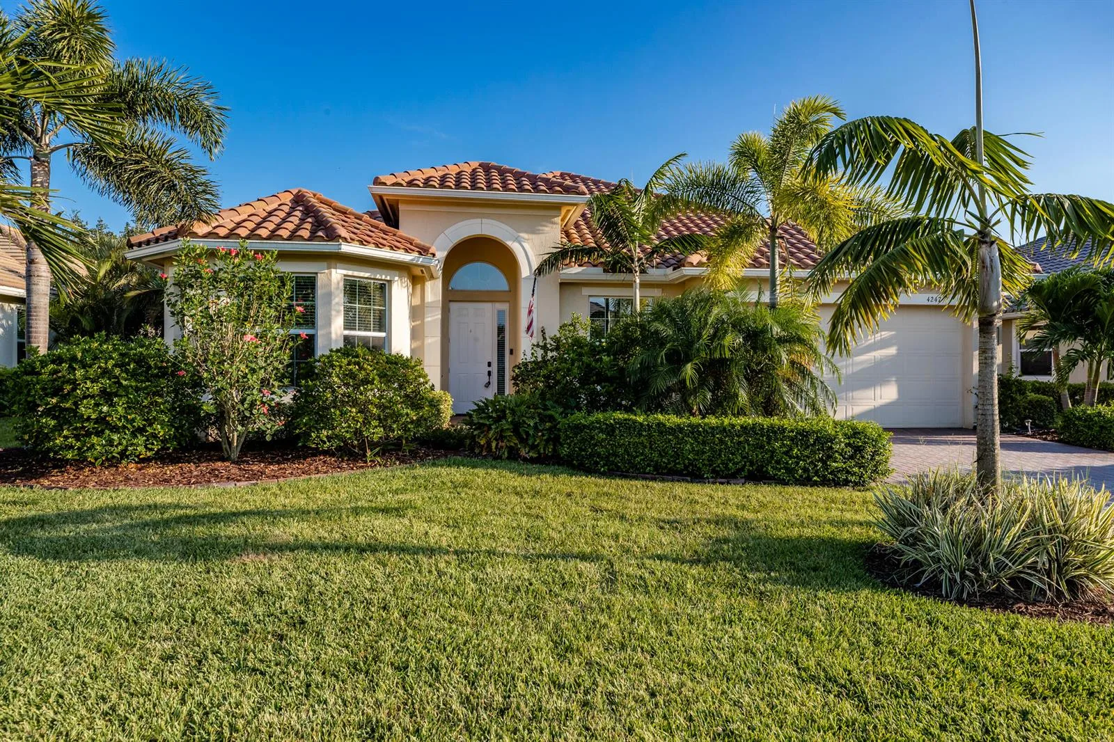 4247 DIAMOND Square, Vero Beach, FL 32967