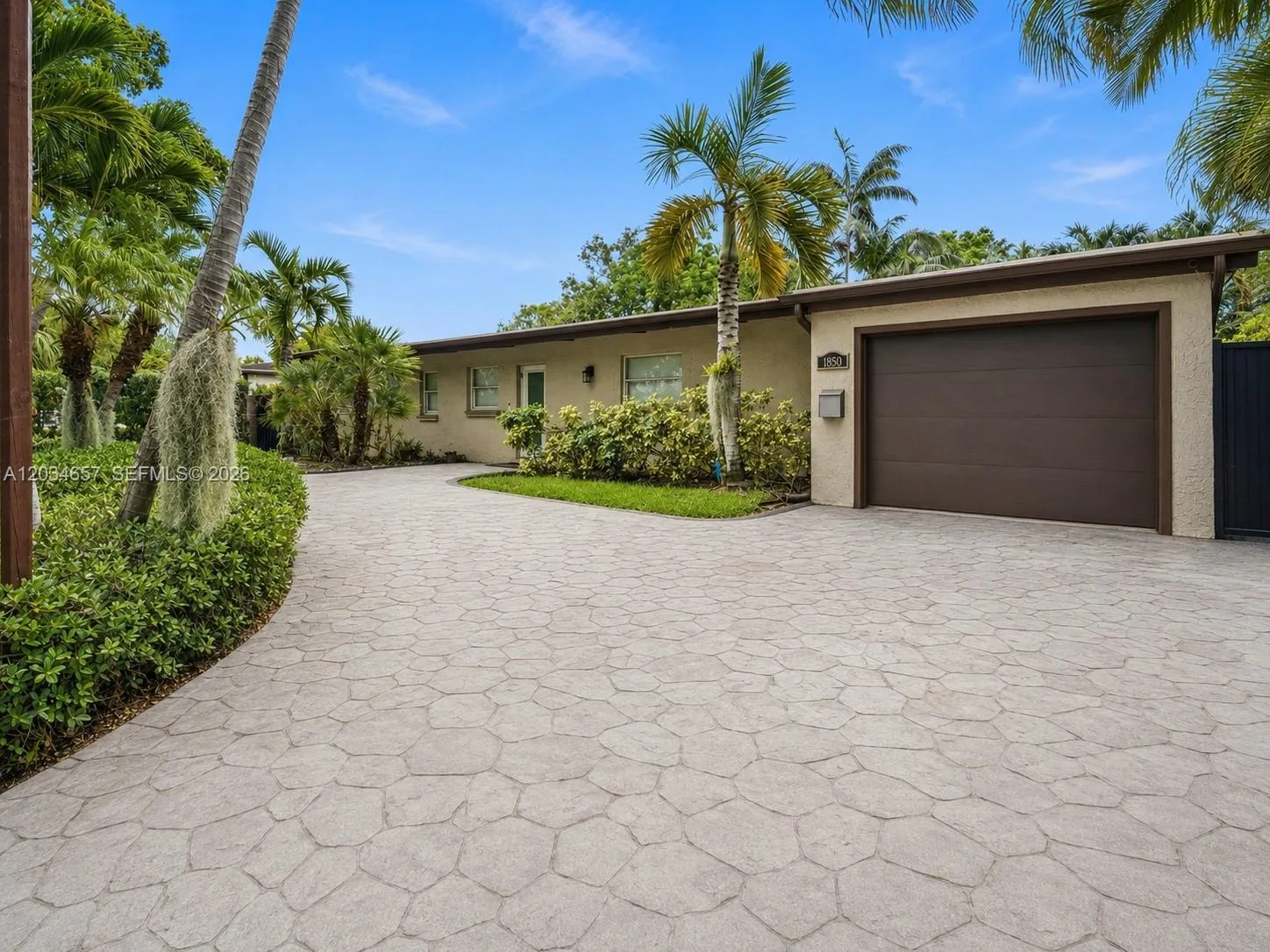 1850 Keystone Blvd, North Miami, FL 33181