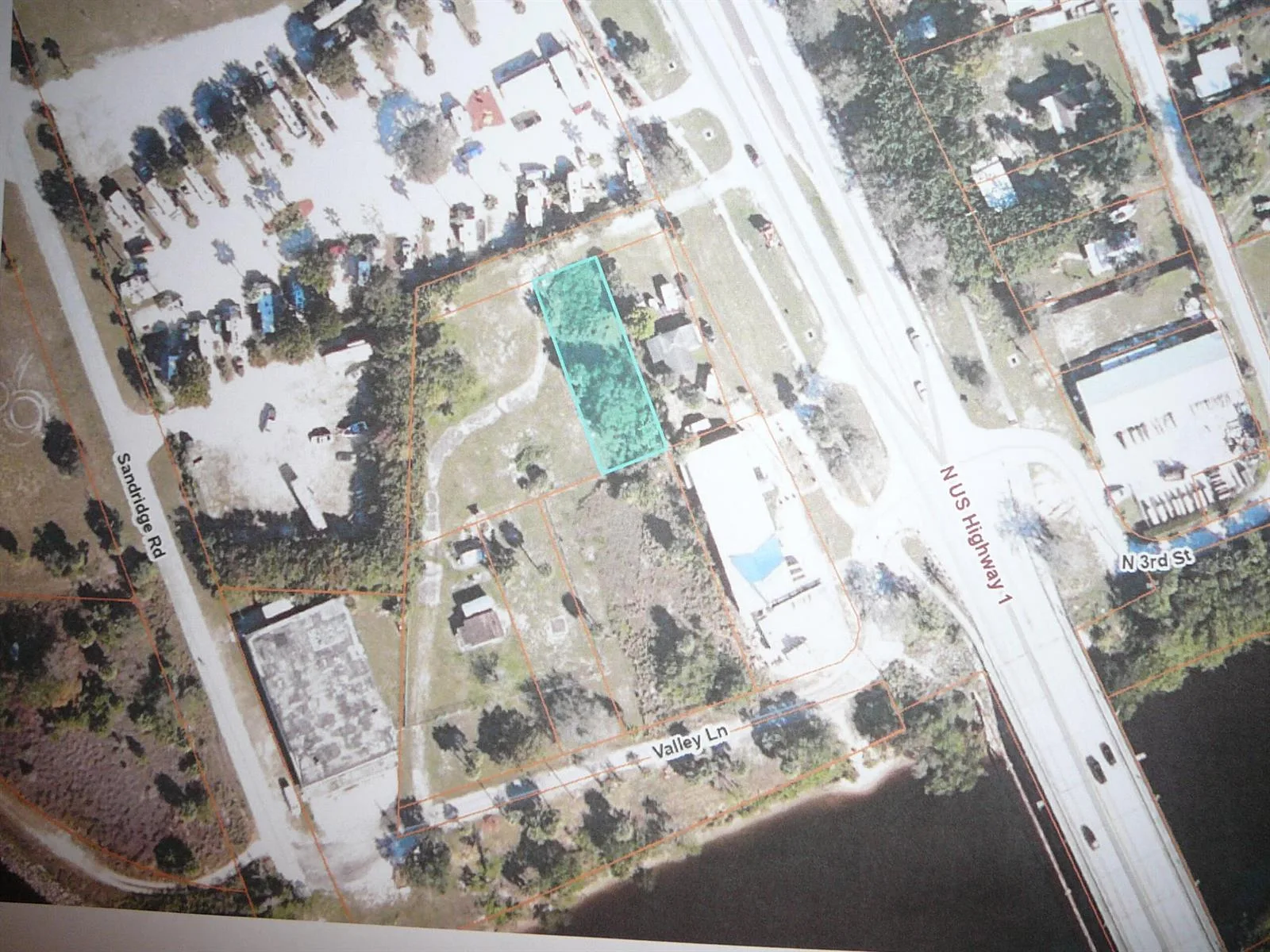 904 Valley Lane, Fort Pierce, FL 34946 photo 2