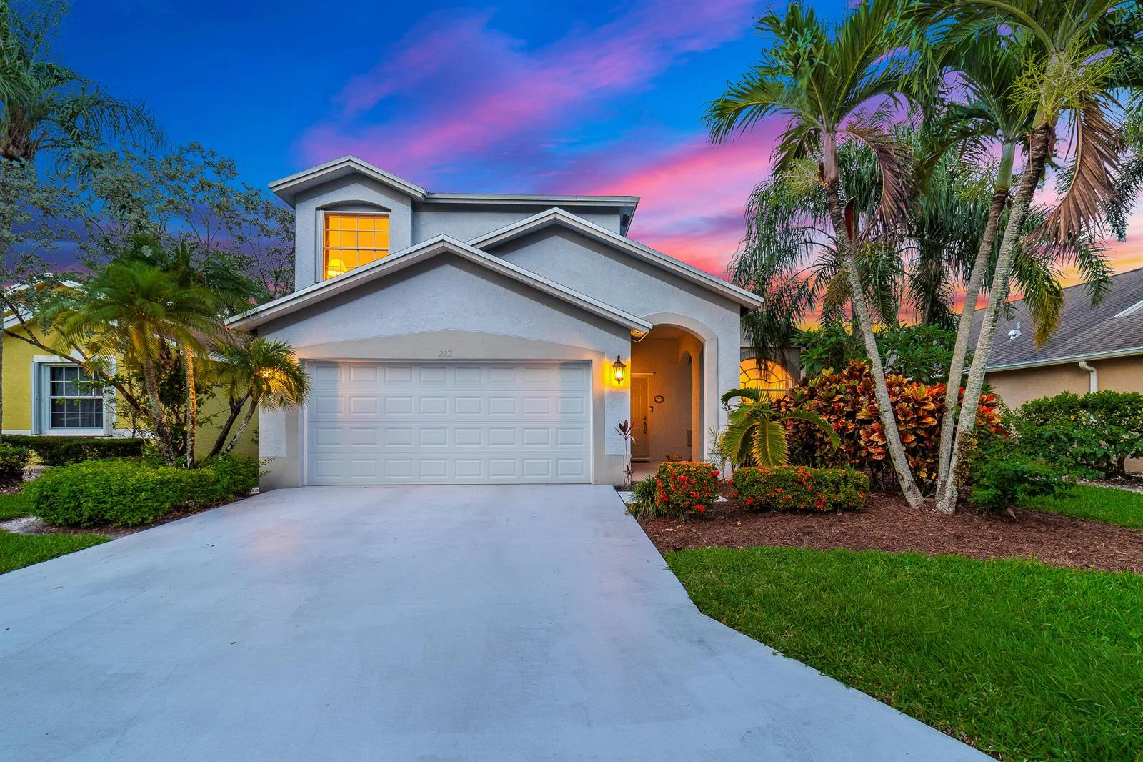 2211 Soundings Court, FL 33413