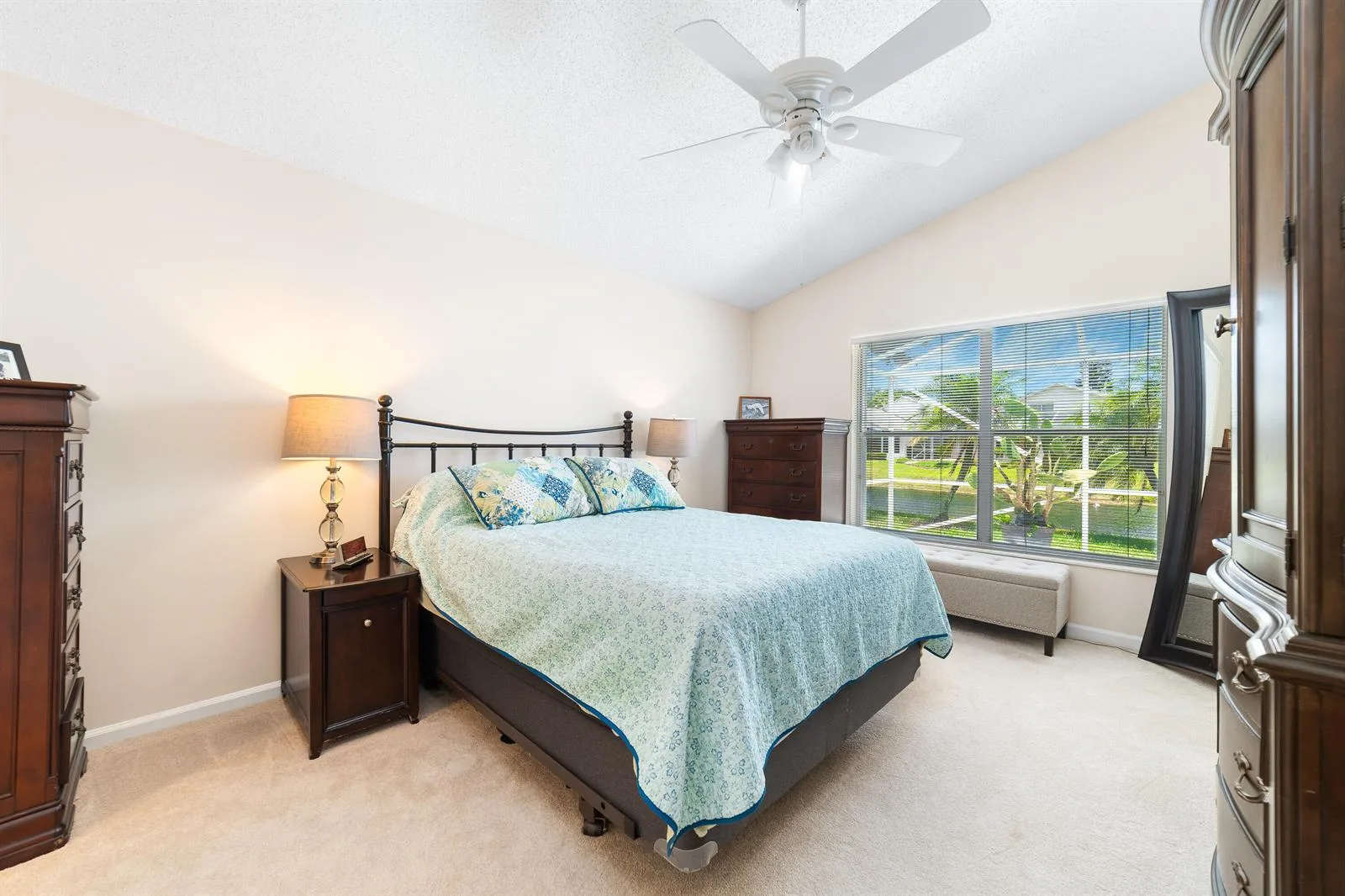 2211 Soundings Court, FL 33413 photo 9