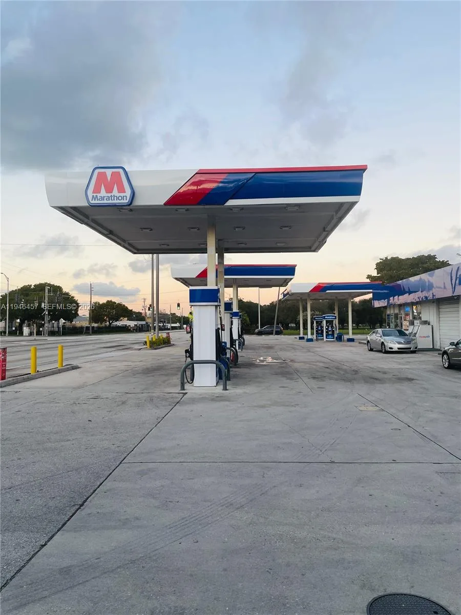 Confidential, Fort Lauderdale FL 33315 — zdjęcie 4